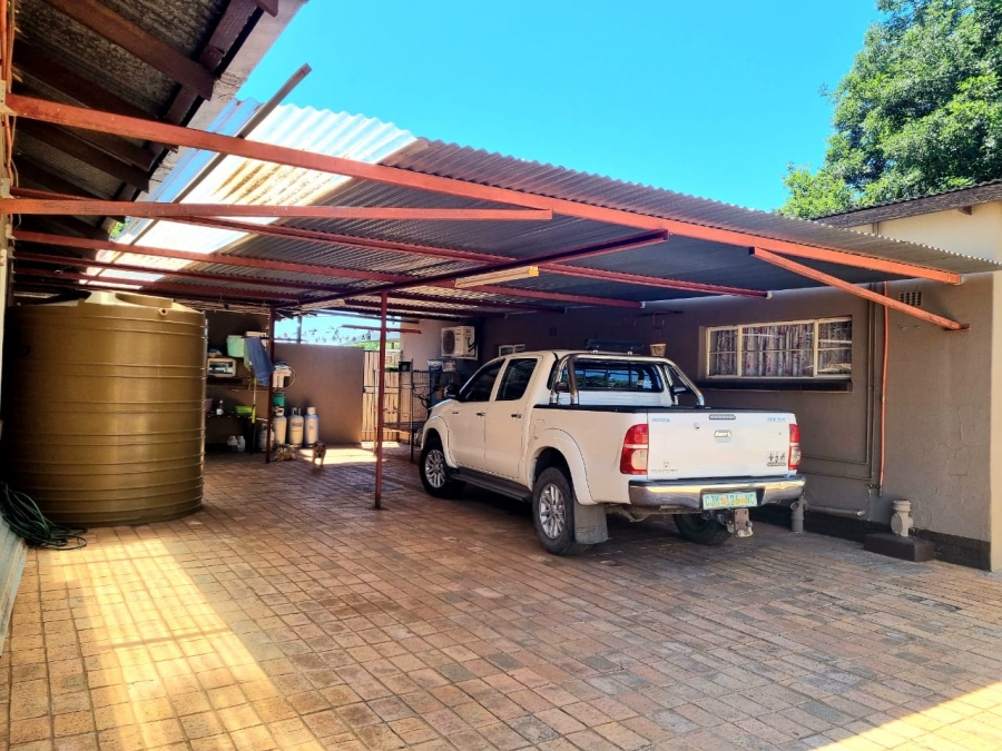 3 Bedroom Property for Sale in Hadison Park Northern Cape